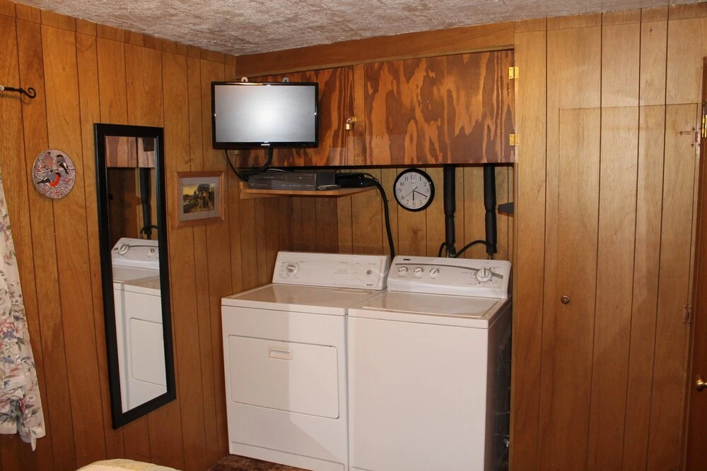 Dog Friendly Cabin Only Steps to the Lake