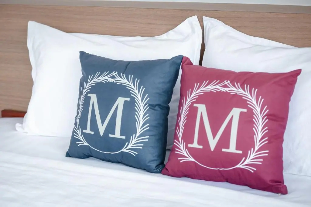 M&M Hotel