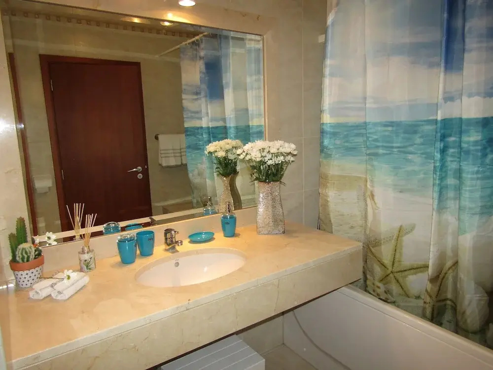 Oliveira's Atlantic View