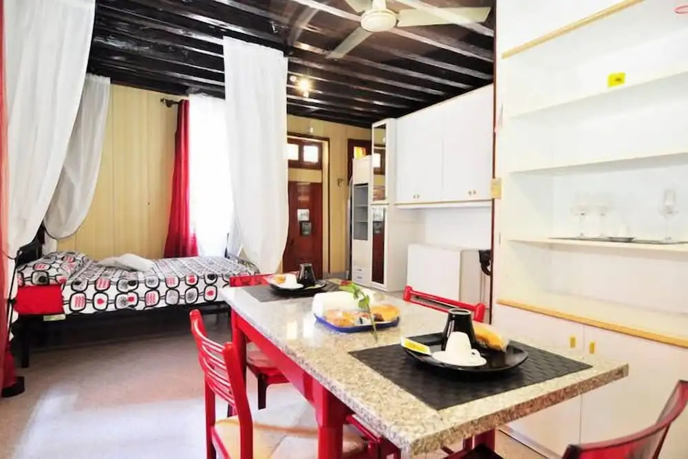 Mario Apartment 1000
