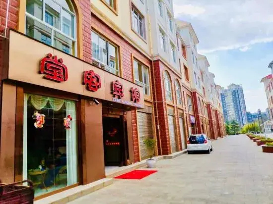 Qujing Tangke Hotel