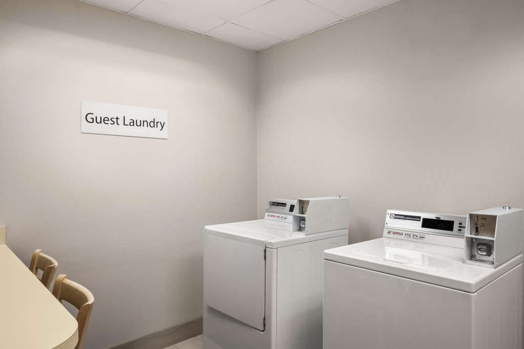 Holiday Inn Express & Suites New Buffalo, MI by IHG