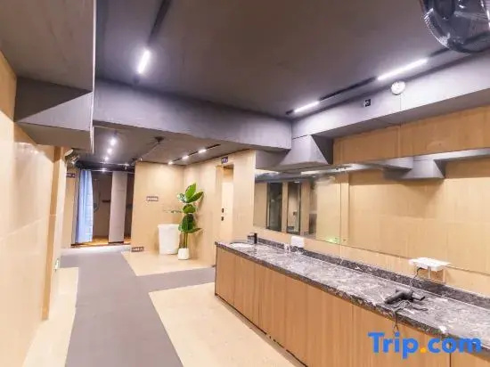 Qingyuan Qingyi Yunjing Resort Hotel