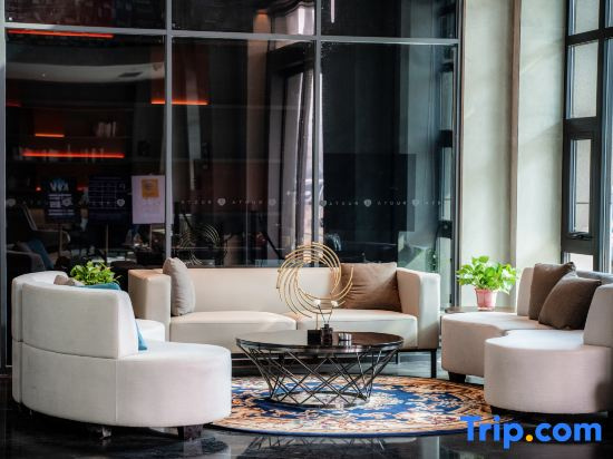 Zhengzhou Wenhua International Apartment