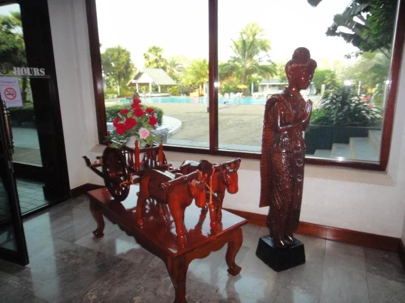 Royal Maekhong Nongkhai Hotel