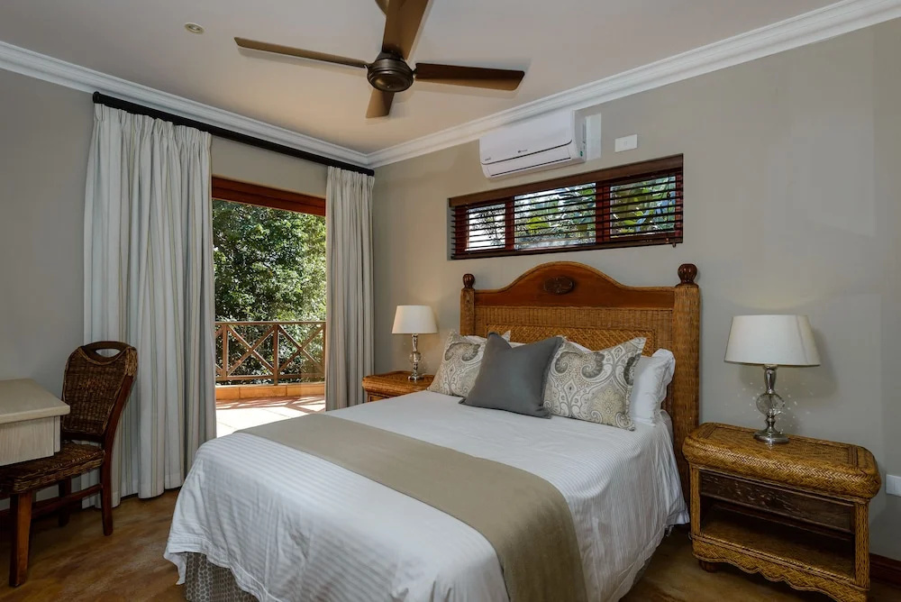 San Lameer Villa Rentals 13925