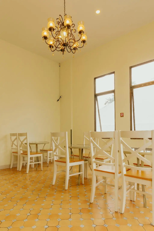 Urbanest Inn House Slipi