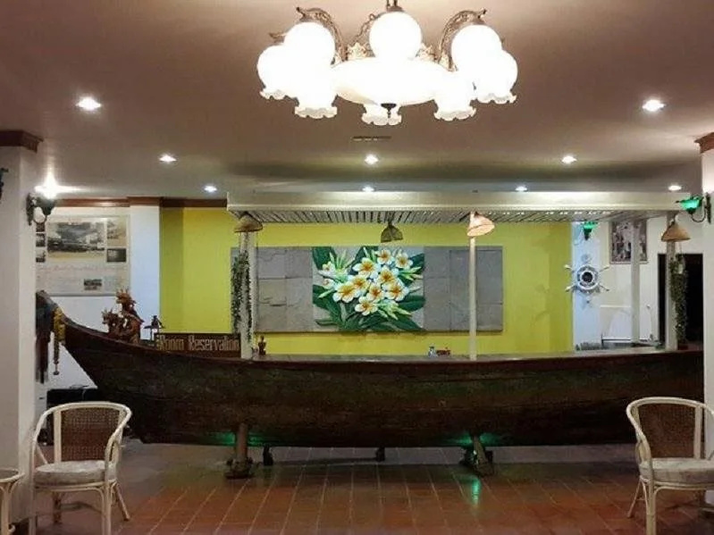 Sea Falcon Hotel