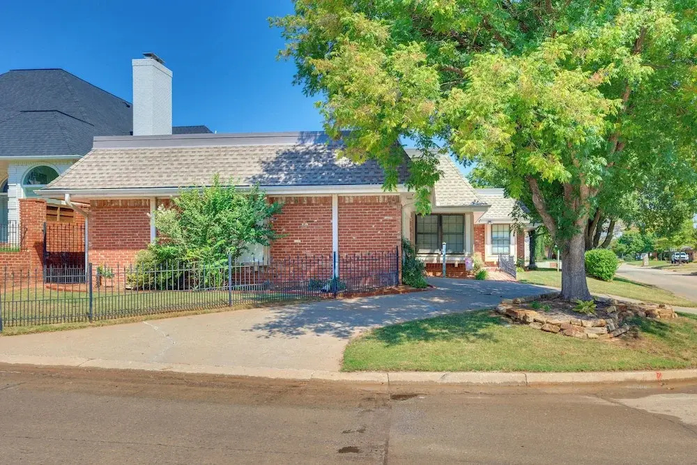 15 Mi to Dtwn: Oklahoma City Family Home