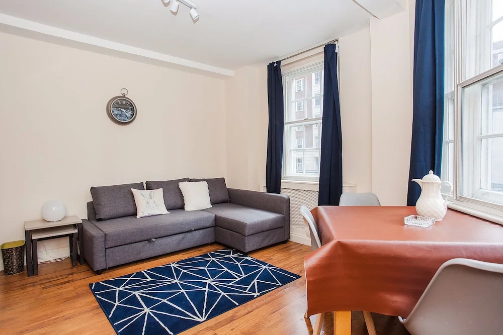 Central & Spacious 3 Bedroom Apartment