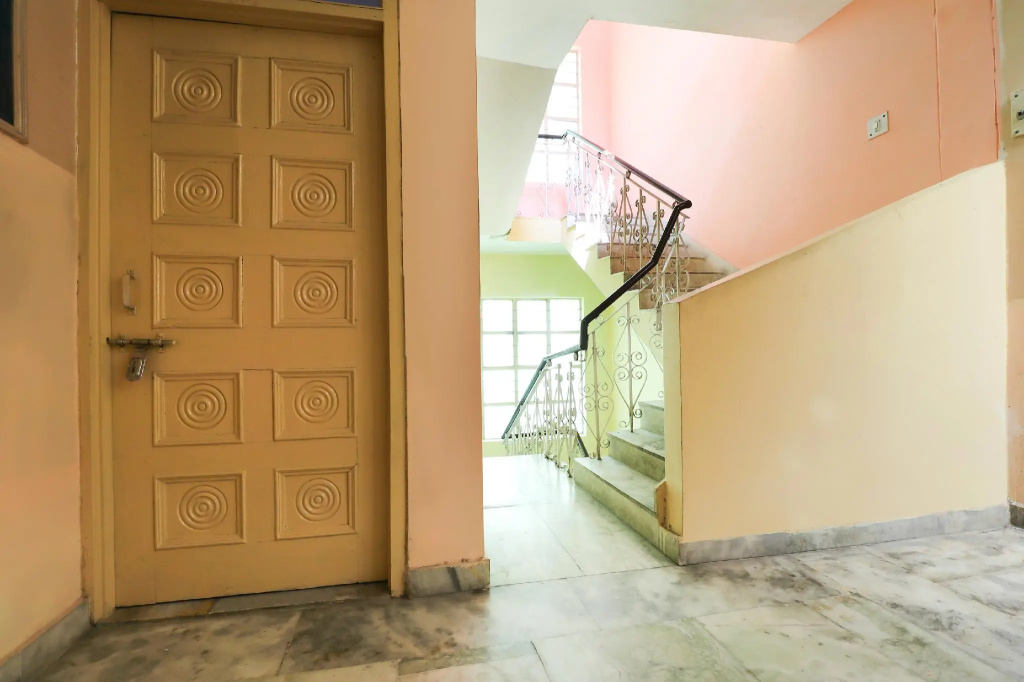 Oyo Flagship 62681 Hotel Deep Residency