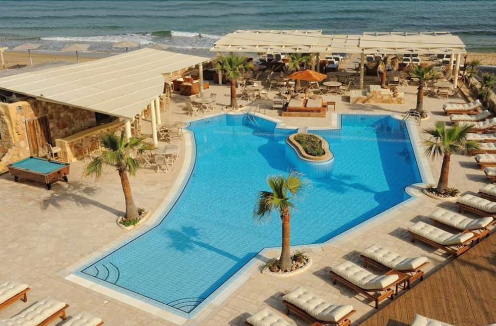 Parthenis Beach, Suites by the Sea