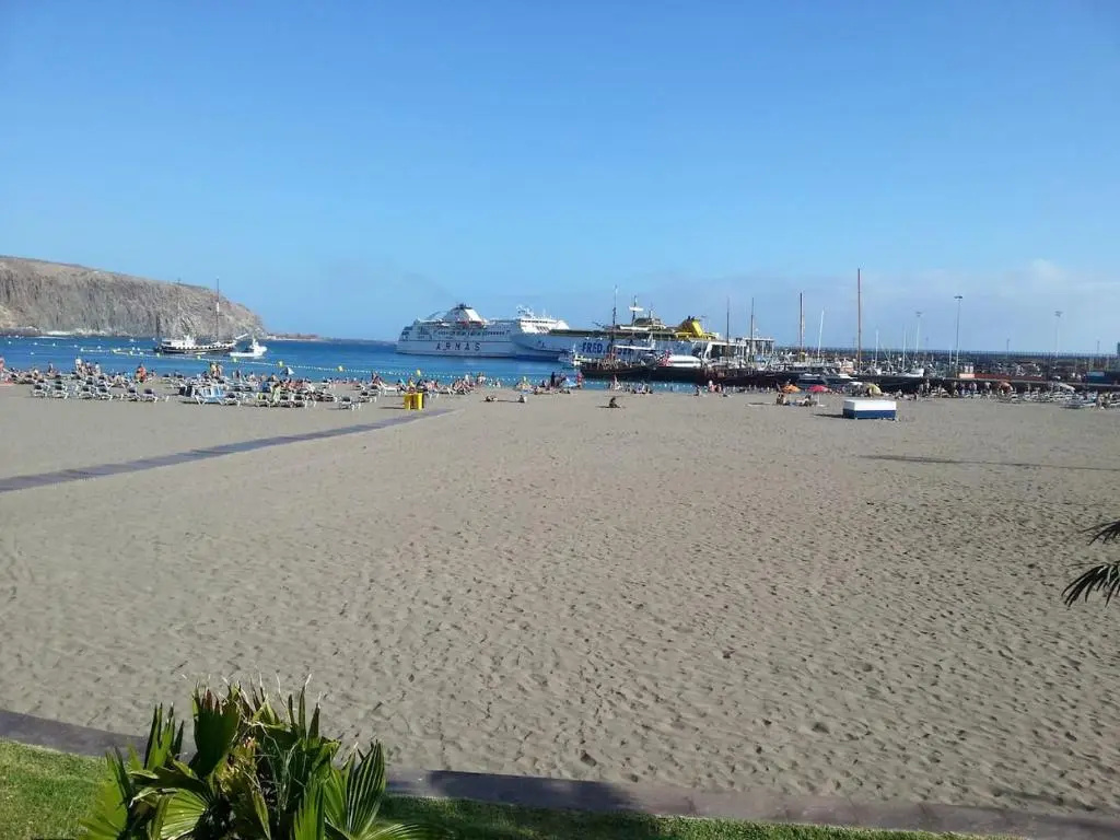 Casa Azul only 200 meters to the beach, free wifi, balcony
