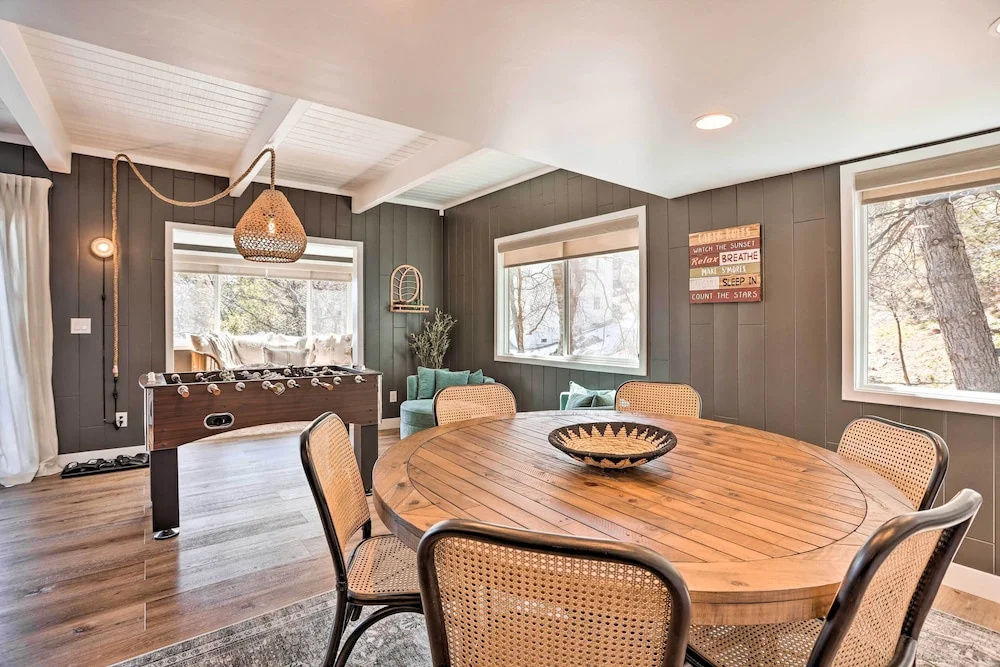 Stunning Lake Arrowhead Cabin w/ Lake Views!