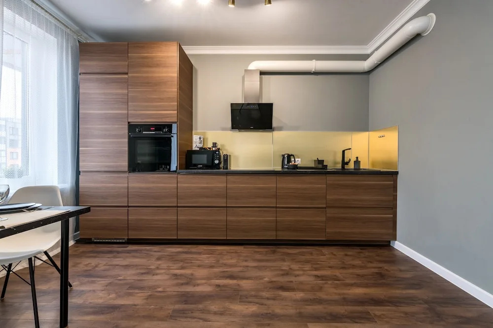 One Bedroom Luxury Apartment-Двухкомнатная квартира у метро Фрунзенская