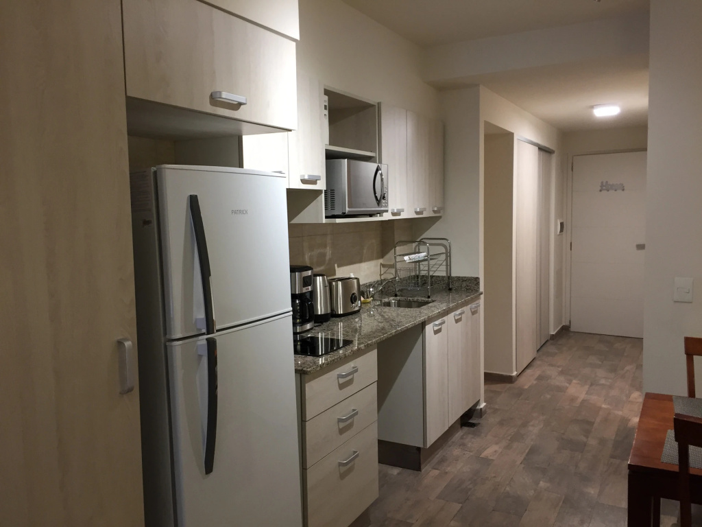 URBANA SUITES & STUDIOS 440