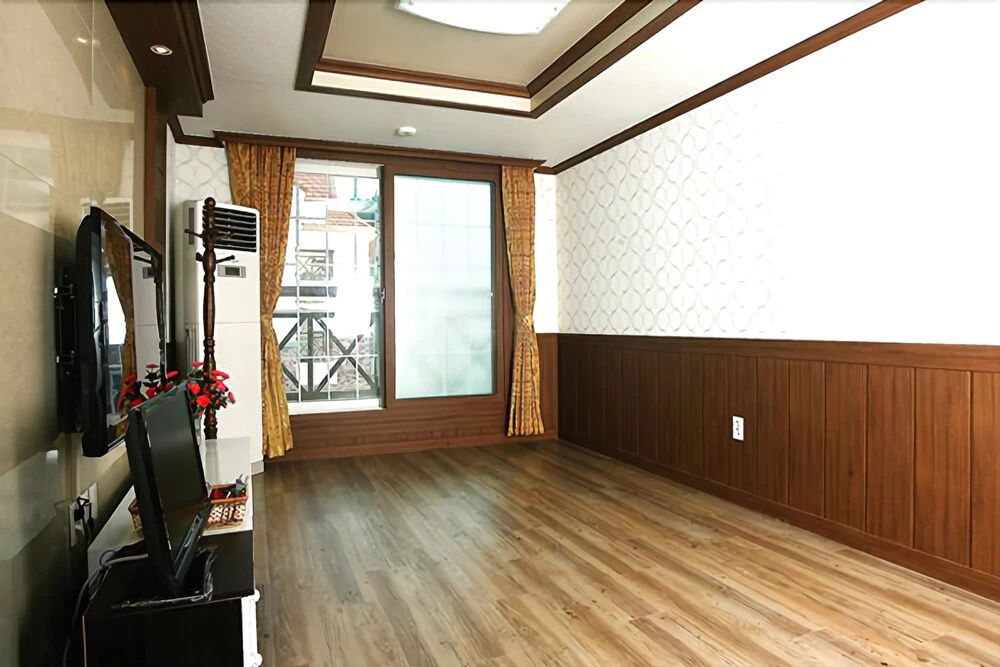 Tongyeong Sun Beach Pension