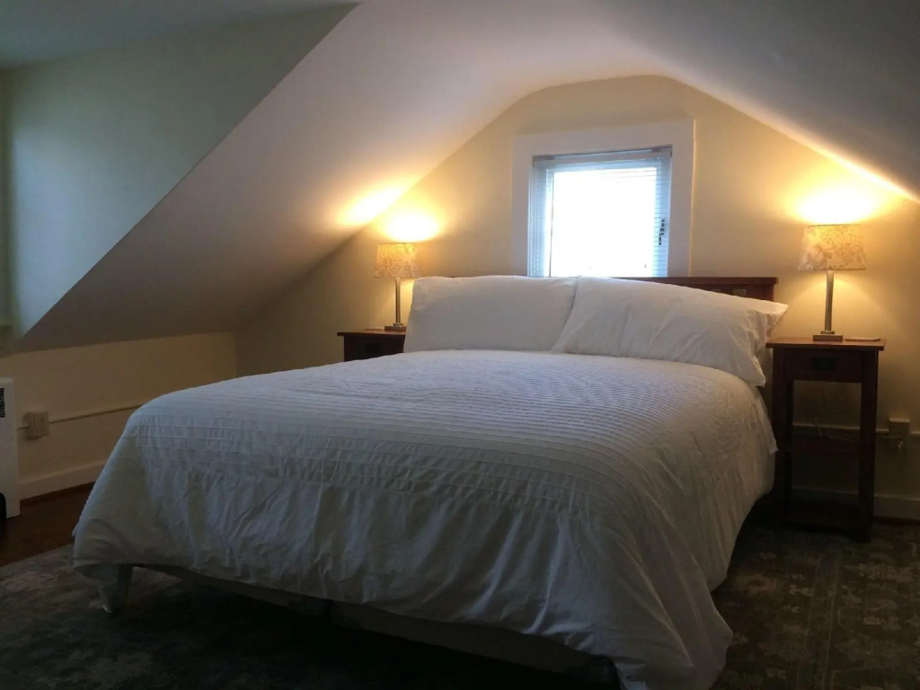 The Tawsty Flower Bed & Breakfast
