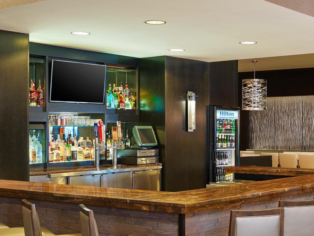 Hilton Kansas City Airport