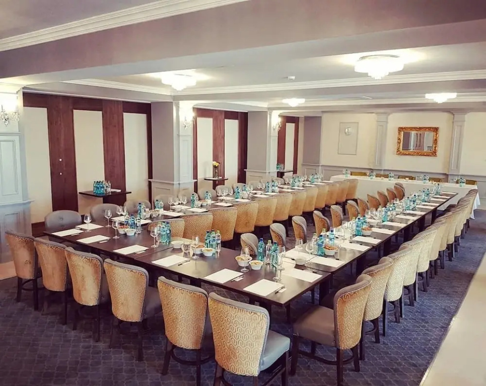 Frontier Europe Hotels Group