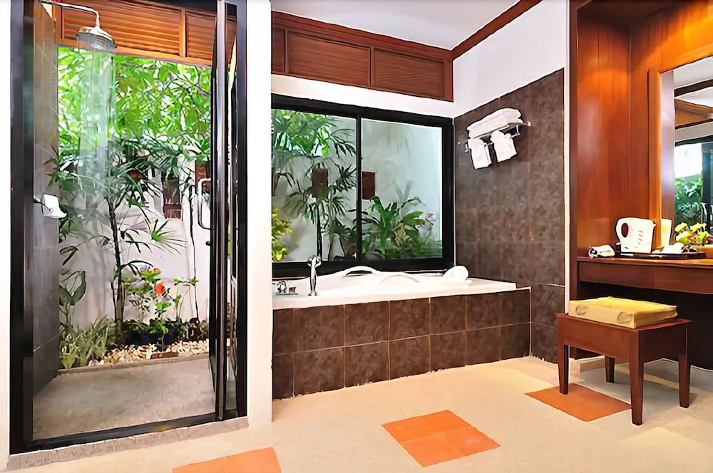 The Kib Kho Khao Island Beach Resort & Spa