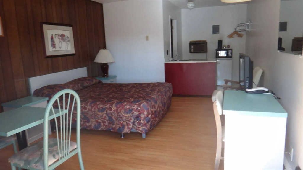 Sportsman Motel