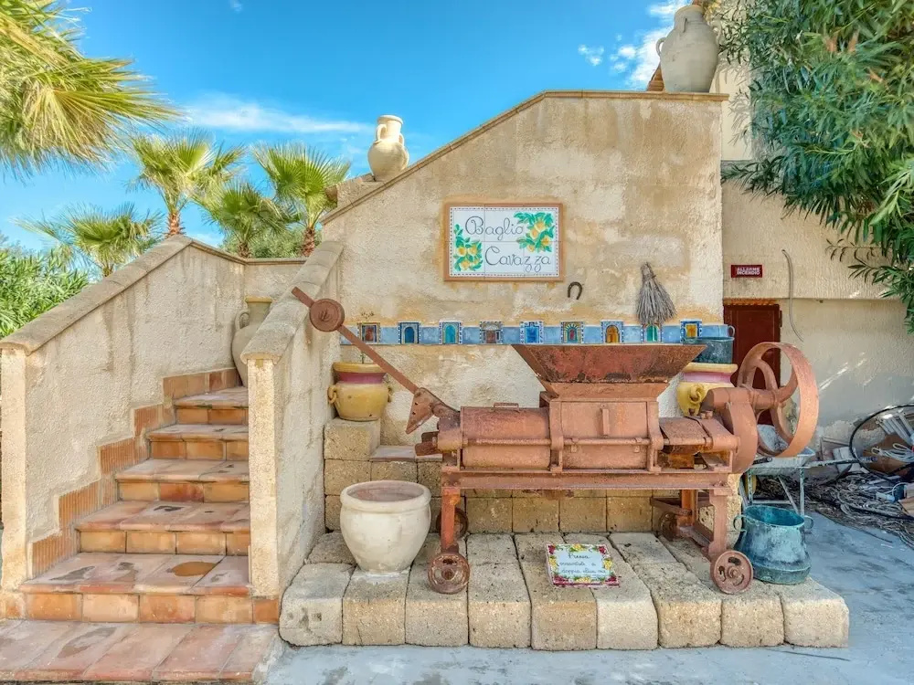 Independent House With Shared Pool