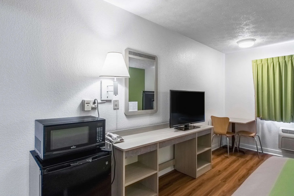 Red Roof Inn Greencastle South – Cloverdale