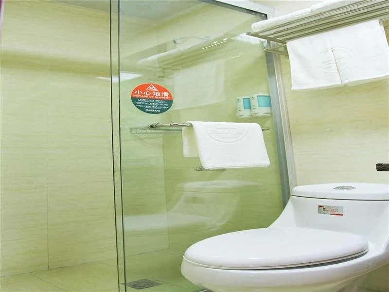 GreenTree Inn Shanghai Hongqiao Hub Convention Center Huaxiang Road Shell Hotel