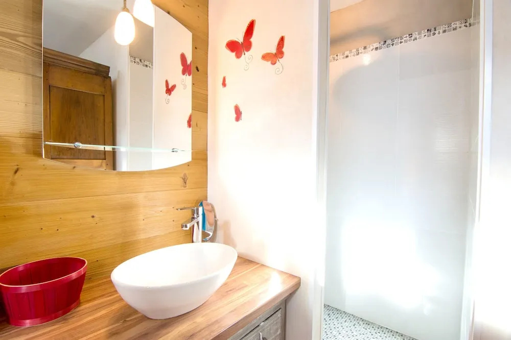 Chalet with 5 Bedrooms in Valloire, with Wonderful Mountain View, Furnished Garden And Wifi - 300 M From the Slopes