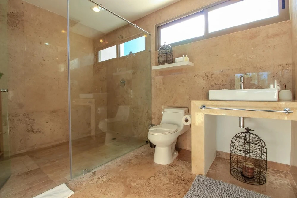 Resort Amenities Penthouse by Olahola