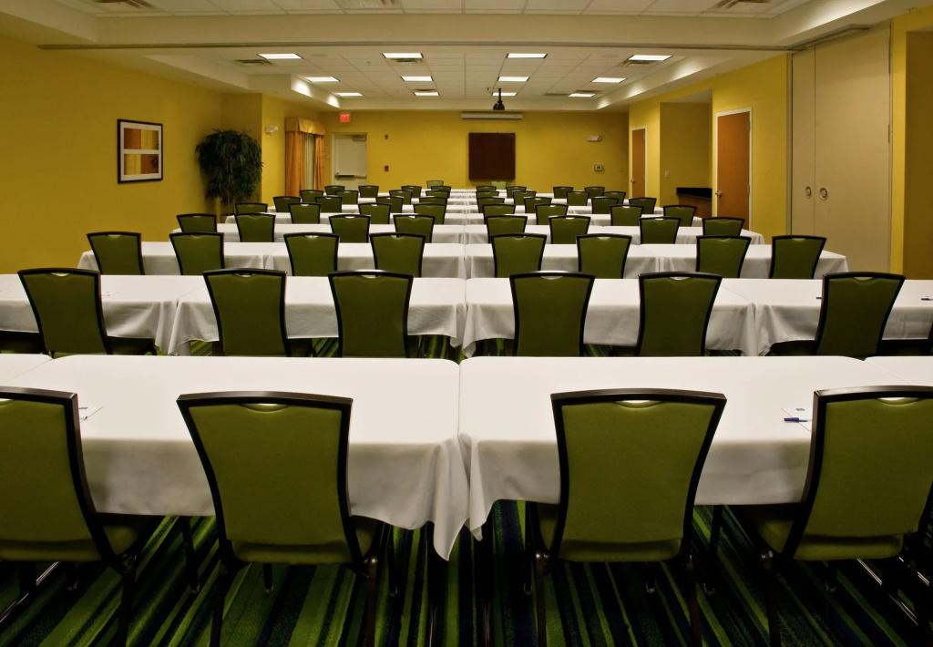 Fairfield Inn & Suites by Marriott Louisville East