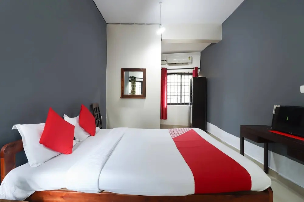OYO 47481 Mantra Guest Line