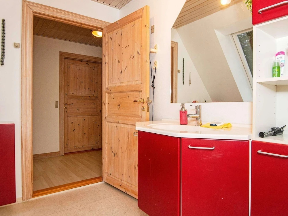 6 Person Holiday Home in Grenaa
