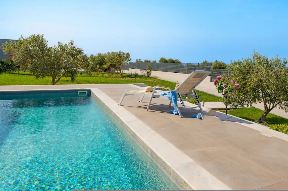 Sunset Villa