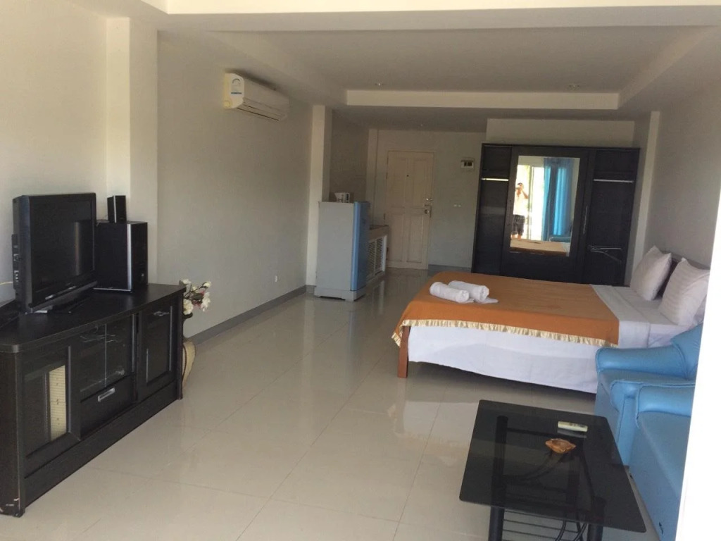 Mataphuket Apartment