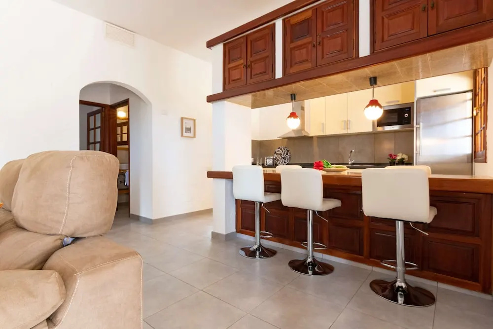 Casa de vacaciones con piscina compartida en Mogán IV