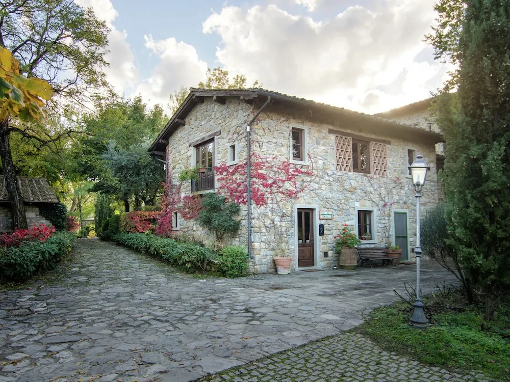 Scenic Farmhouse in Poppi With Swimming Pool