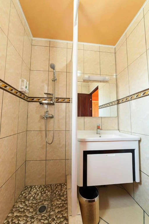 Otroiza Hotel