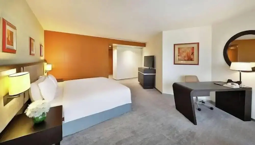 Regisgate Hotels