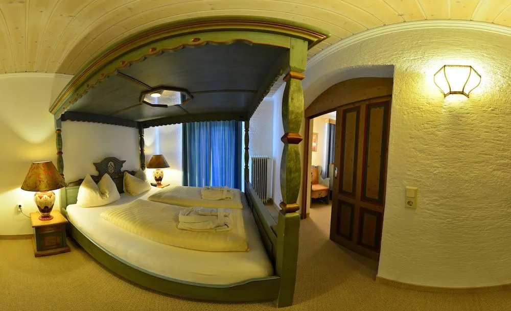Hotel-Pension Edelweiss