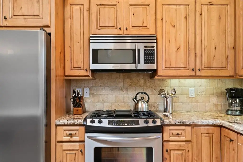Casa Nona - Pristine Home in the Railyard District, Walk to The Plaza