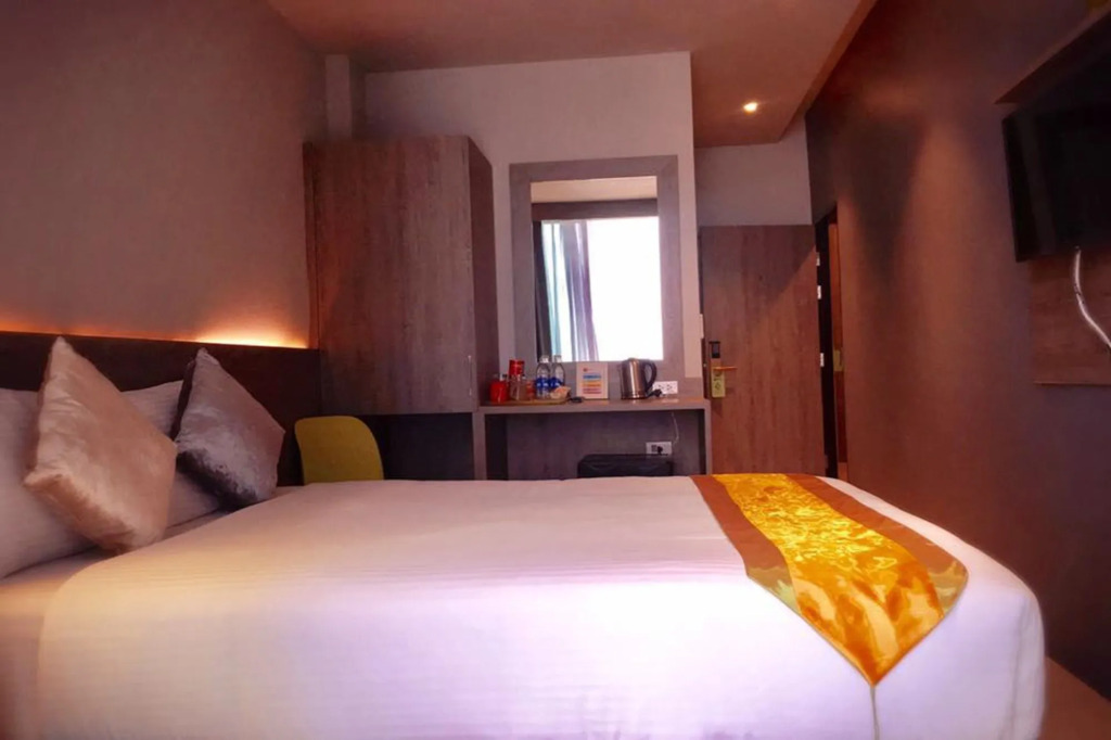 Rooms Republic