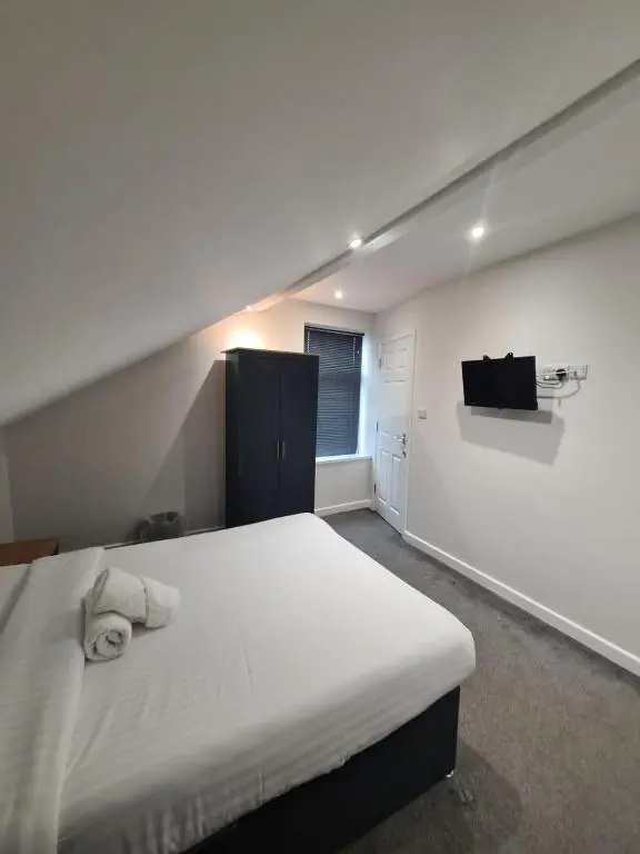 APARTMENT IN CENTRAL BARNSLEY
