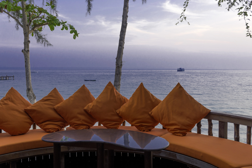 Baan Ploy Sea