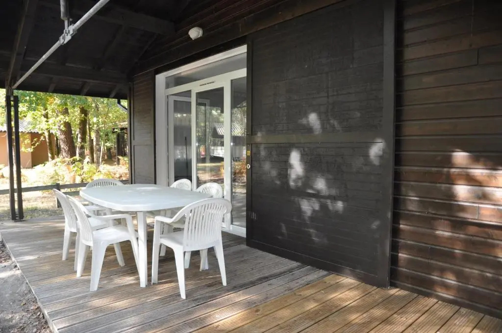Pavillon dans Marina piscine collective - 186702