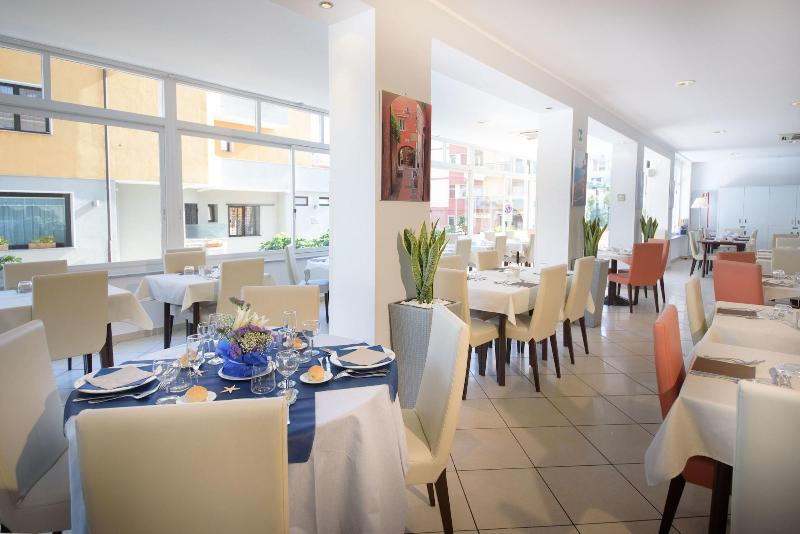 Hotel La Marina