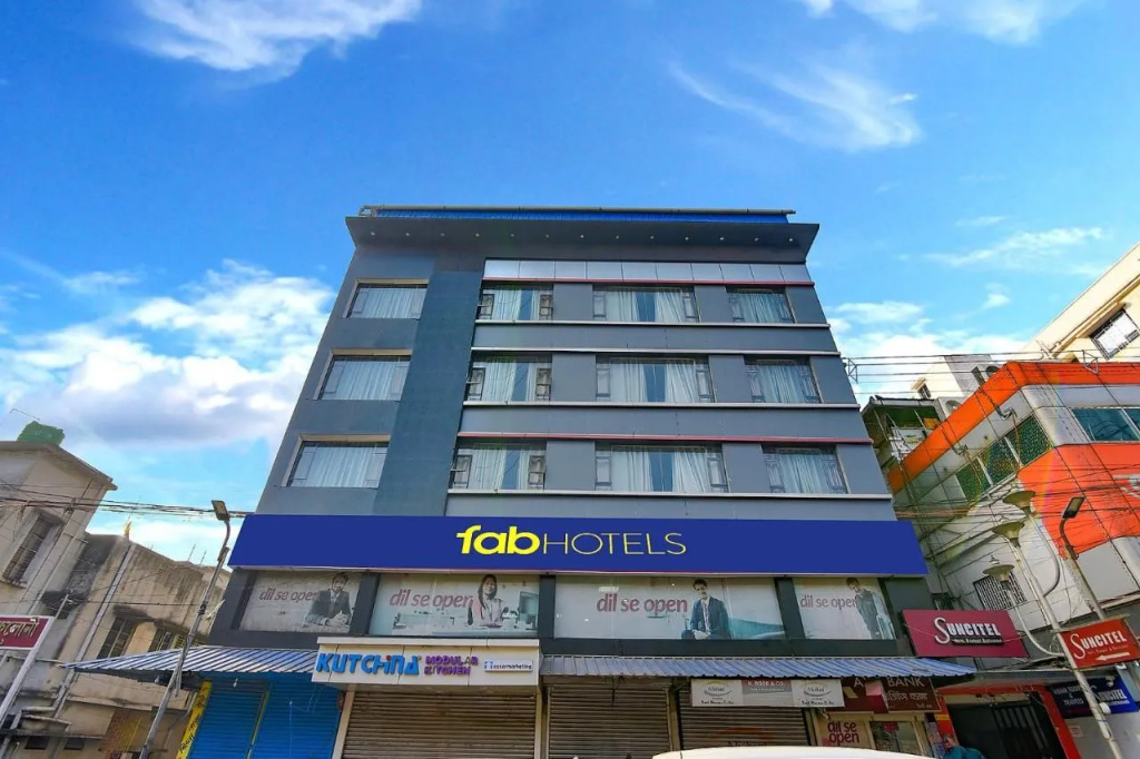 Super Townhouse Suncitel Near Kolkata Airport