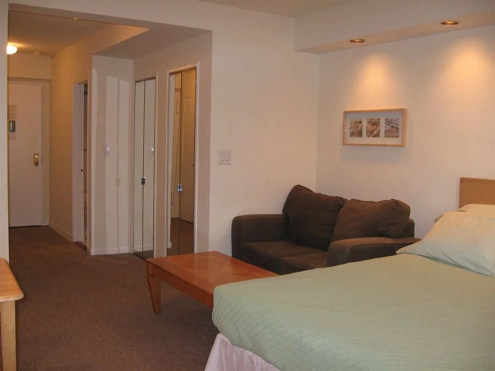 Oxbridge Midtown East