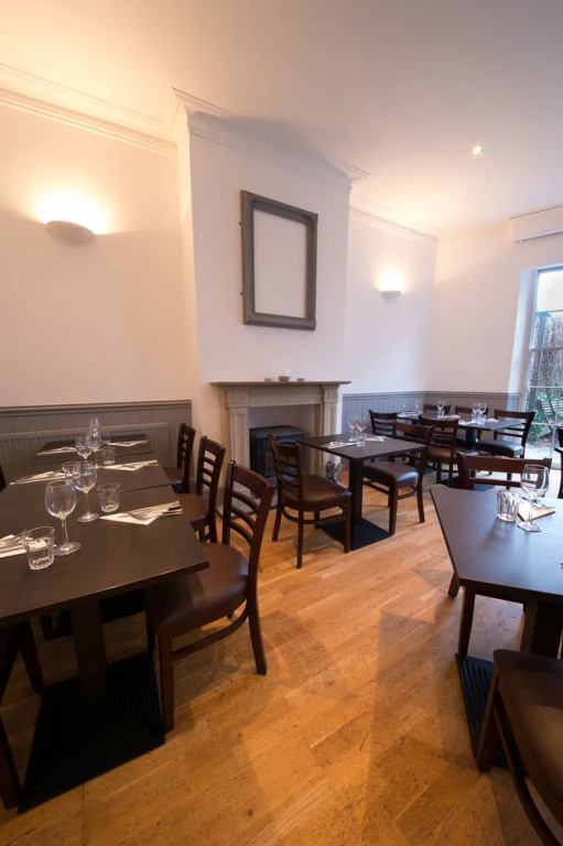 Hewitt's Restaurant & Rooms